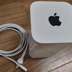 【配送可】美品 Apple純正のHDD内蔵 Wi-Fiルーターの画像