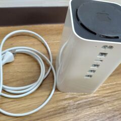 【配送可】美品 Apple純正のHDD内蔵 Wi-Fiルーターの画像