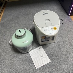 電気圧力鍋、ポット、フードプロセッサー、お皿類セットの画像