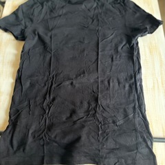H&M ディズニーコラボTシャツ　の画像