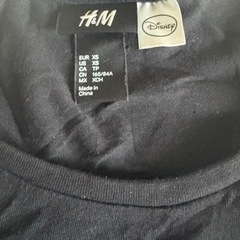 H&M ディズニーコラボTシャツ　の画像