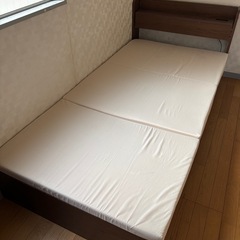 ベッドを無料差し上げます。の画像