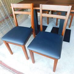 【JM739】業務用 カフェテーブル テーブル2台 チェア4脚付き 600mm×700mm 60cm×70cm H70cm 角ベース ダイニングテーブル リビング 2人掛け×2 店舗 レストラン オフィス 飲食店 木製 木目調 60 70 コーヒーテーブルの画像