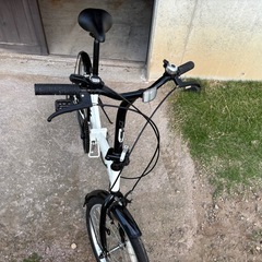折りたたみ自転車の画像