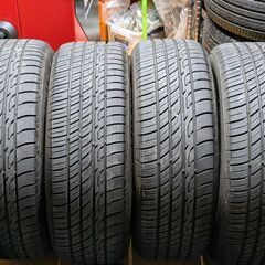 在庫入れ替え特価品　工賃込み　バリ溝中古夏タイヤ２０２２年製２１５／６０Ｒ１７　４本セットの画像