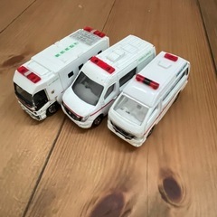 トミカ＆自動車 約40台の画像
