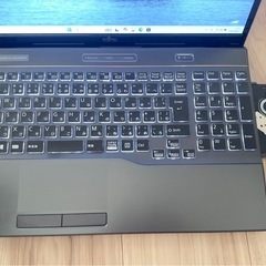 富士通 FMVA53C2BZ ノートPCの画像