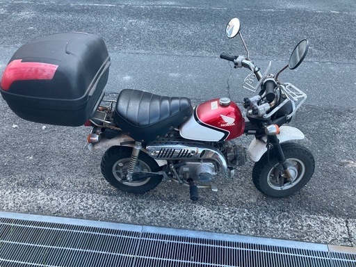 ホンダモンキー50 2003年発売　CBXカラー　エンジン、足回りカスタム無し