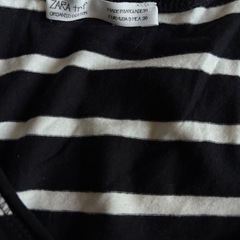ZARA (S) Tシャツ カットソー 半袖の画像