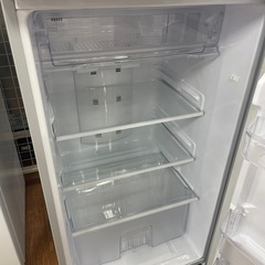 2ドア冷蔵庫の画像