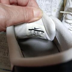 ナイキスニーカーの画像