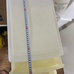 プラスチック収納庫
の画像