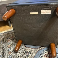 カリモク オットマン
の画像