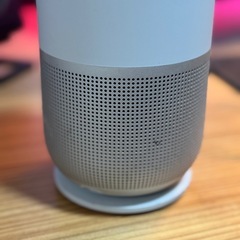【元値5.5万】Bose Portable Smart Speaker（ボーズ）充電スタンド付きの画像