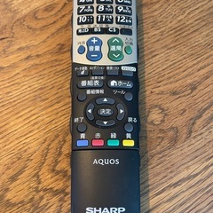SHARP カラーテレビ 2012年製　LC-32L7の画像