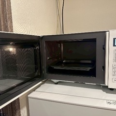 ニトリ製 フラットオーブンレンジ 16L/ホワイト/2年使用/一人暮らしにぴったり【値下げ応相談】の画像