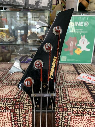 フェルナンデス エレキギター 小売