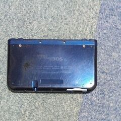 new ニンテンドー３ｄｓｌｌ　動作確認済み　充電器付き、microSD付、ソフト付きの画像