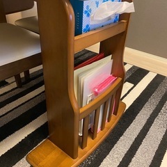 ダイニングテーブルの画像
