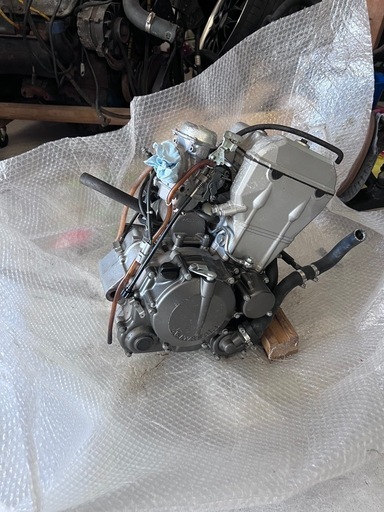 Dトラ　エンジン