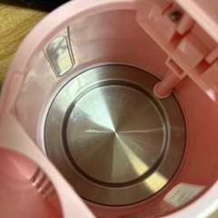 電気ポットの画像