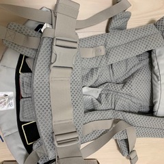 ③新品 タグ付き エルゴ 抱っこ紐 オムニブリーズ 人気 グレー 価格交渉OKの画像