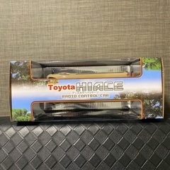 【新品未開封】トヨタ ハイエース ラジコン ベージュ TOYOTA HIACE 1/24 の画像