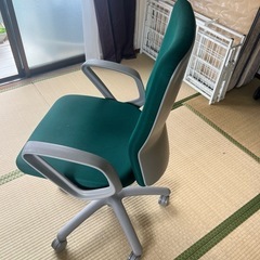 オフィステーブルの画像