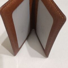 LOUIS VUITTON　パスケースの画像