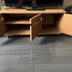 テレビ台の画像