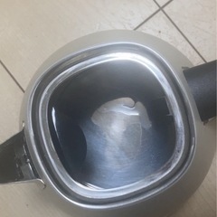 デロンギ 電気ケトルの画像