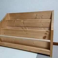 ※期間限定半額予定※【木製】子供用本棚をお譲りします(*^^*)の画像