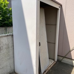 商談中　
物置き　※壊れています　鍵なし の画像