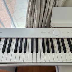電子ピアノ カシオ　Privia PX-S1100WE スタンド　椅子セット　購入価格8万円の画像