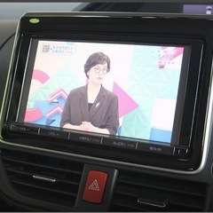H27　エスクァイア　HV　Gi　純正9インチナビ　バックカメラ　フルセグ(走行中視聴可能)　フリップダウンモニター　車検８年８月まで！　の画像