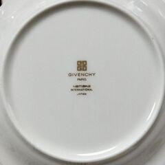 Givenchy ジバンシー皿 5枚セットの画像