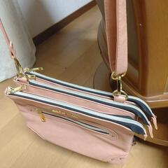 】ショルダーバッグ　極美品の画像