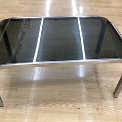【トレファクマーケット久喜店】状態が悪いので安価で販売中！　ローテーブル(ガラス天板)の画像