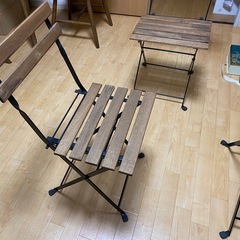 折りたたみガーデンテーブルチェア3点セットの画像