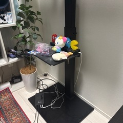 テレビモニターとスタンドセットの画像