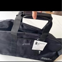 ☆【新品】ラーキンス、ボストンバッグ☆の画像