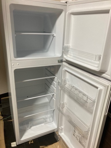 2019年製　冷蔵庫