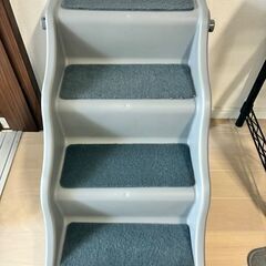 (ほぼ新品)ペット用 折り畳み式ステップ 階段 60.7 x 40.9 x 50.2 cm グレーの画像