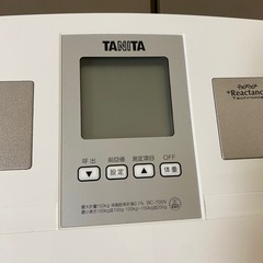 TANITA 体重計の画像