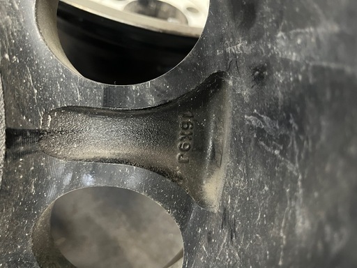 ミッキートンプソン風　16インチホイール
