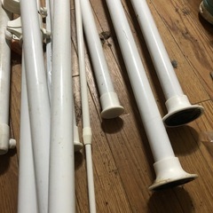 突っ張りカーテンポールの画像