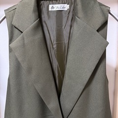 【レディースまとめ買い】No.10 ノースリーブジャケットの画像