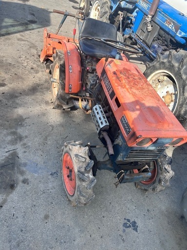 クボタ　B6000 トラクター