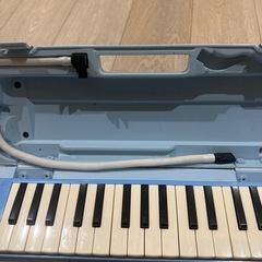 32鍵盤ハーモニカ、ケース付き Yamahaの画像