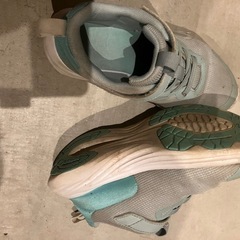 子供用シューズ（PUMA）　19cmの画像